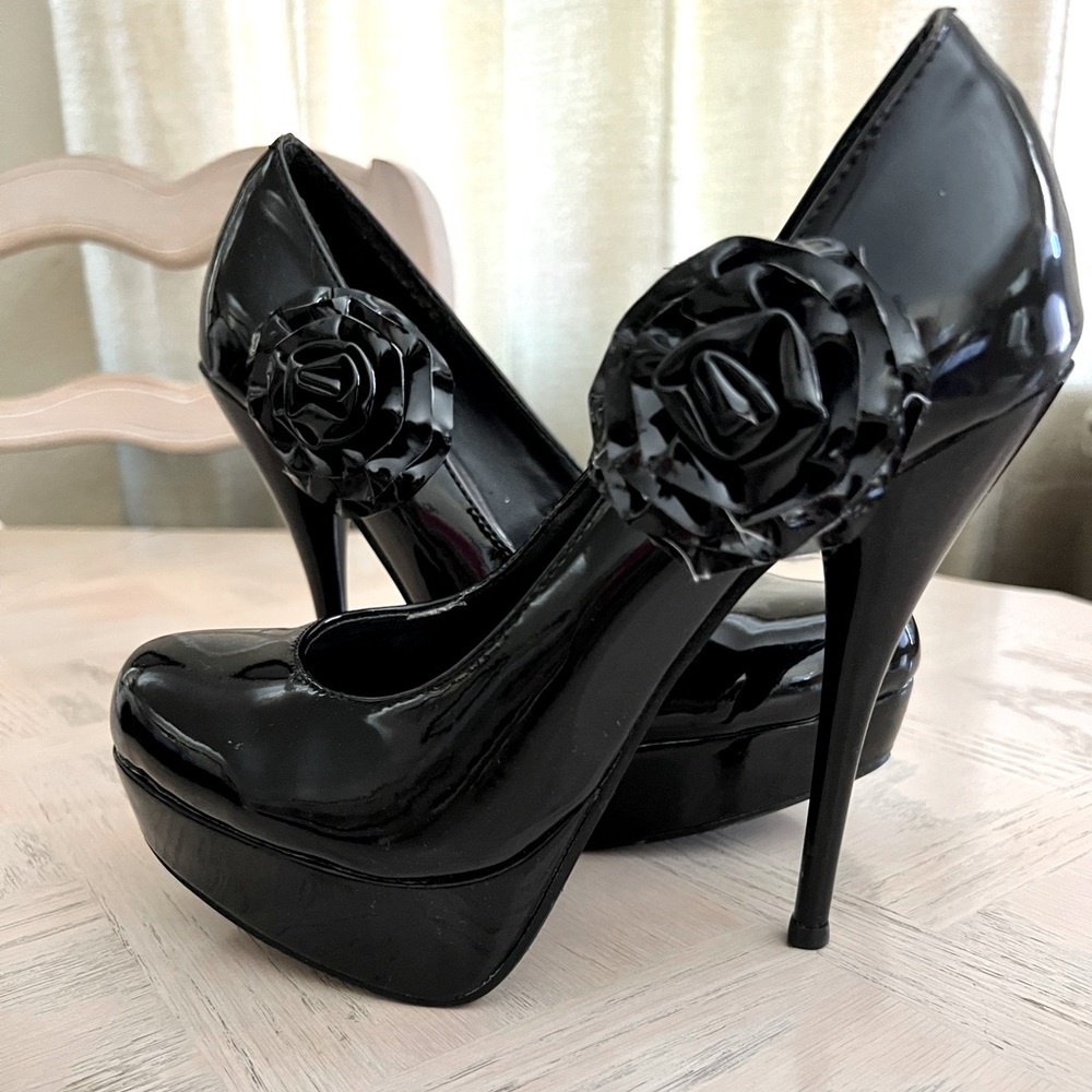 Black stilettos